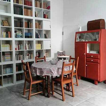 Quartieri'S House *
